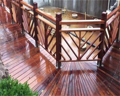 木制欄桿
